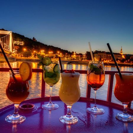 Chain Bridge Apartment Будапеща Екстериор снимка