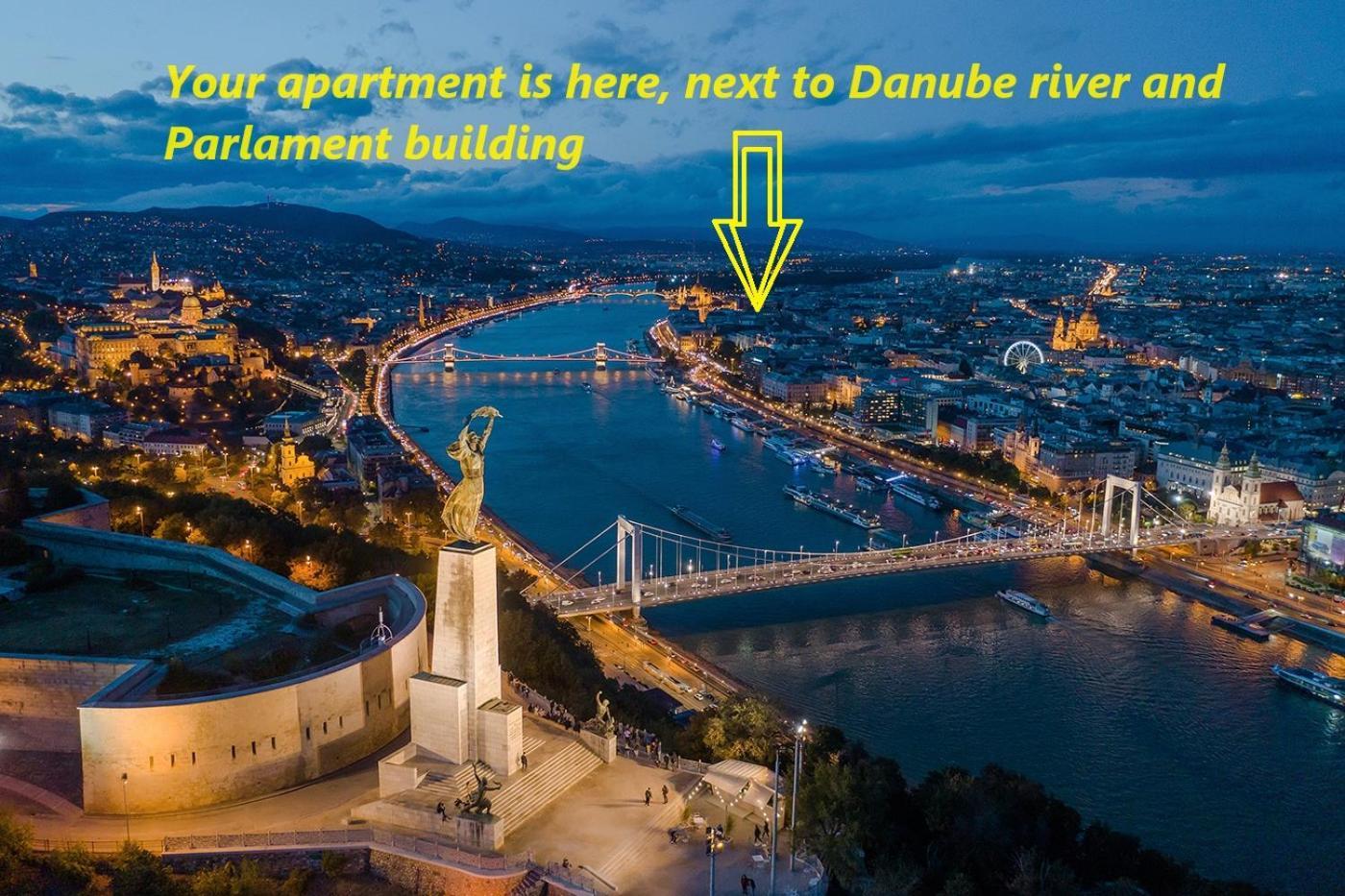 Chain Bridge Apartment Будапеща Екстериор снимка
