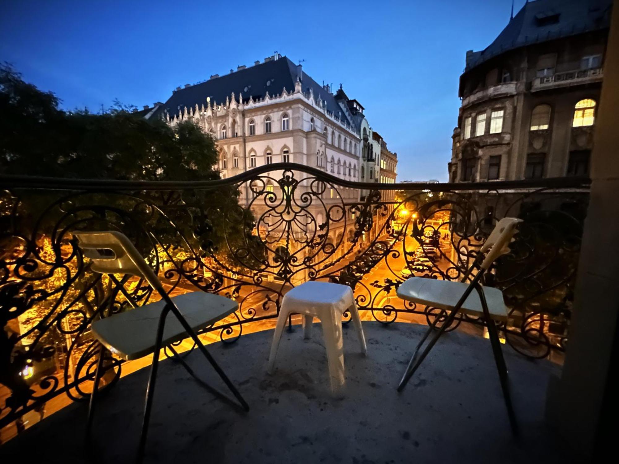 Chain Bridge Apartment Будапеща Екстериор снимка