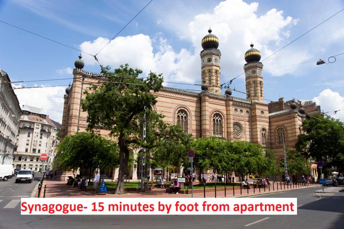 Chain Bridge Apartment Будапеща Екстериор снимка
